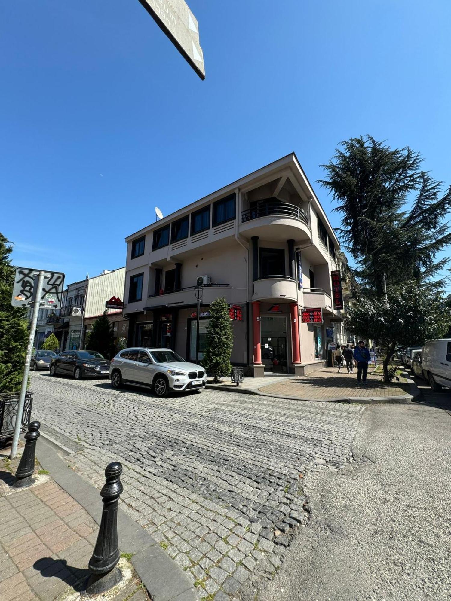 Metrepol Hotel Batumi Exterior foto